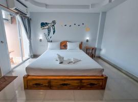 Euro Boutique Hotel, hotel u gradu Chumphon