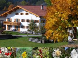 Ferienwohnungen Hennenmühle, three-star hotel in Bad Hindelang