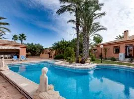 2 bedrooms villa with private pool enclosed garden and wifi at Torrevieja 5 km away from the beach