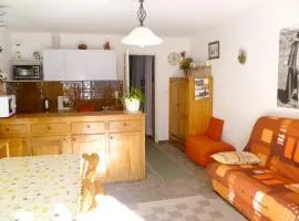 Charmant appartement à Enchastrayes 38 m² avec vue montagne