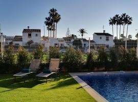 Casa Blanco - Luxury Detached Villa, hotel amb aparcament a San Javier