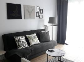 Lux Apartment close to Medicover Hospital, hotel near Wilanow Palace, Warsaw