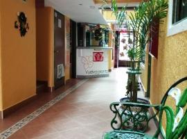 HOTEL CAPUCHINAS, Hotel in Ciudad Nezahualcóyotl