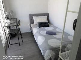 Berala Station Single Private RM close Olympic Park - ROOM ONLY, מלון בRegents Park