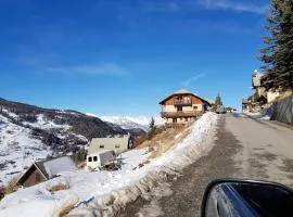 Appartement charmant à Vars - Vue montagne & balcon