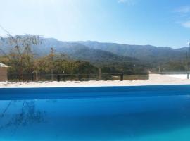 Cabañas La Fortaleza, hotel in La Caldera