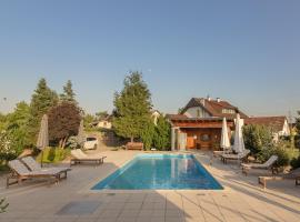 Pool Villa Izabela With Wellness - Happy Rentals, hotel in Križevci pri Ljutomeru