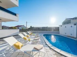 Villa Lena luxury apartments with Pool