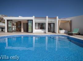 Haciendas IV，位于阿德耶的酒店