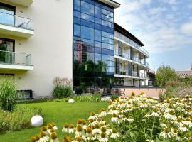 Imola Hotel Platán, hotel v destinaci Eger