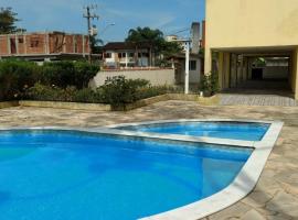 apto. praia maranduba 42 pabla, hotel with parking in Rio Grande da Serra