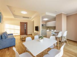 Golden Bay Premium Apart-hotel, apartment in Anapa