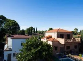 FLORIT FLATS - The Orange Lemon Tree House