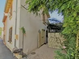 Maison cosy avec cour privative au cœur de l'Auvergne - FR-1-582-316