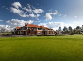 The Oxfordshire Golf & Spa Hotel, hotel in Thame