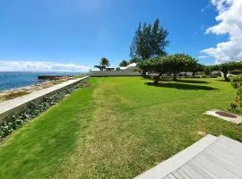 Appartement d'une chambre a Sainte Anne a 3 m de la plage avec vue sur la mer jardin clos et wifi