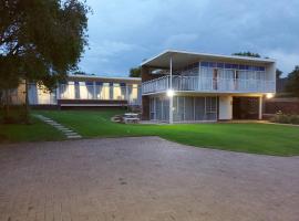 Goedgedacht Guestrooms, hotel cerca de Museo President Pretorius, Potchefstroom