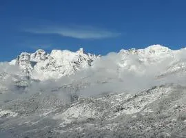 Briançon-Serre Chevalier - Apt 3 pièces - 4 à 6 couchages - Au calme-Jardin mis à dispo