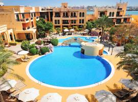 Novotel Bahrain Al Dana Resort, hotel in Manama
