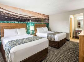 Clarion Pointe East Lansing University Area, hotel v destinaci East Lansing