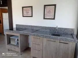 Loft no Residencial Marbella à 300 metros da praia