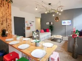 Calme en centre ville Appartement , spacieux et rénové à 50m de la Place Carnot