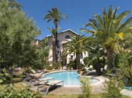 La Villa Roseraie , Hôtel Familial OUVERT TOUTE L'ANNEE โรงแรมในว็องส์