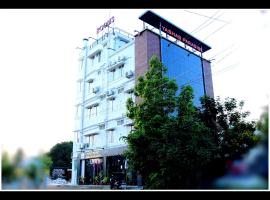 Yashas Paradise, hotel in Nanjangūd