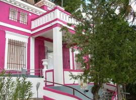 Villa Pachita, hotel v destinaci Alhama de Aragón
