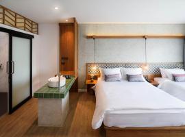 Himku Hotel - adult only, hotel in Chiang Mai