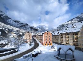 Viesnīca Apartamento de montaña "Nueva Canfranc" pilsētā Kanfranka Estasjona