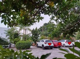 Scenic Riverside Resort, хотелски комплекс в Кампаенг Пет