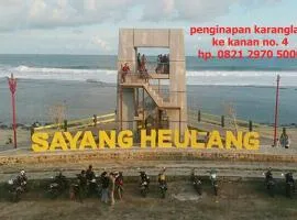 Penginapan Karanglaut Sayangheulang