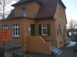 Große Ferienwohnung Klosterklause Malchow, hotel in Malchow