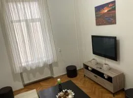 Irina Apartments