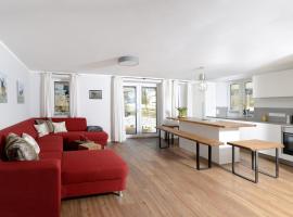 ChiemseeLeben, hotel in Breitbrunn am Chiemsee