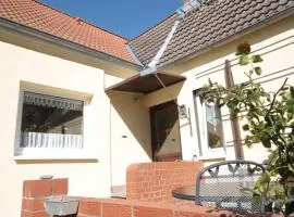 Boddenblick - Ferienwohnung mit Gartennutzung in Grieben Hiddensee