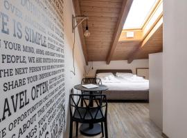 Stay COOPER l Goethe Guesthouse, hospedagem domiciliar em Bolzano