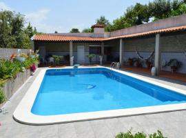 3 bedrooms villa with private pool furnished terrace and wifi at Oliveira de Azemeis, hotel with parking in Oliveira de Azemeis
