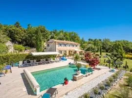 Villa élégante à Murs avec piscine privée