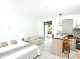 Charming studio in Moka 40 m² with mountain view terrace