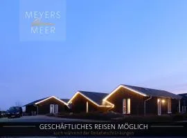 Schwarzes Holzferienhaus mit Sauna in Zierow -- SONNENECK -- 500m zum Ostsee-Strand, 4 - 6 Personen