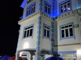 GKT HOTEL & SUITES, hotel ve Warri