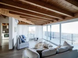 White Attic - by MyHomeInComo