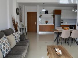 Panorama - Chlorakas Paphos - New Deluxe 2 Bed Apt By Yiota: Klorakas şehrinde bir daire