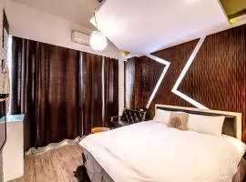 Luodong Night-market Homestay