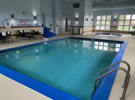 Holiday Inn Express Wixom by IHG