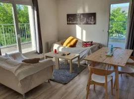 Appartement contemporain rénové à neuf avec cuisine équipé - Val de reuil