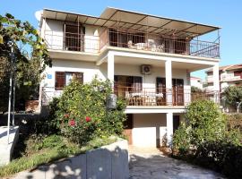 Apartman Gilan, khách sạn ở Seget Vranjica