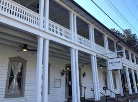 The Colonial Inn, hotel a Hillsborough